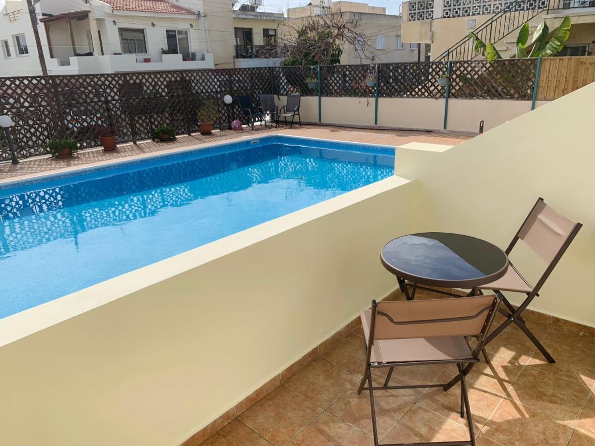 Peaceful Apartment With Double Bed - Oak Breeze Paphos Exterior photo